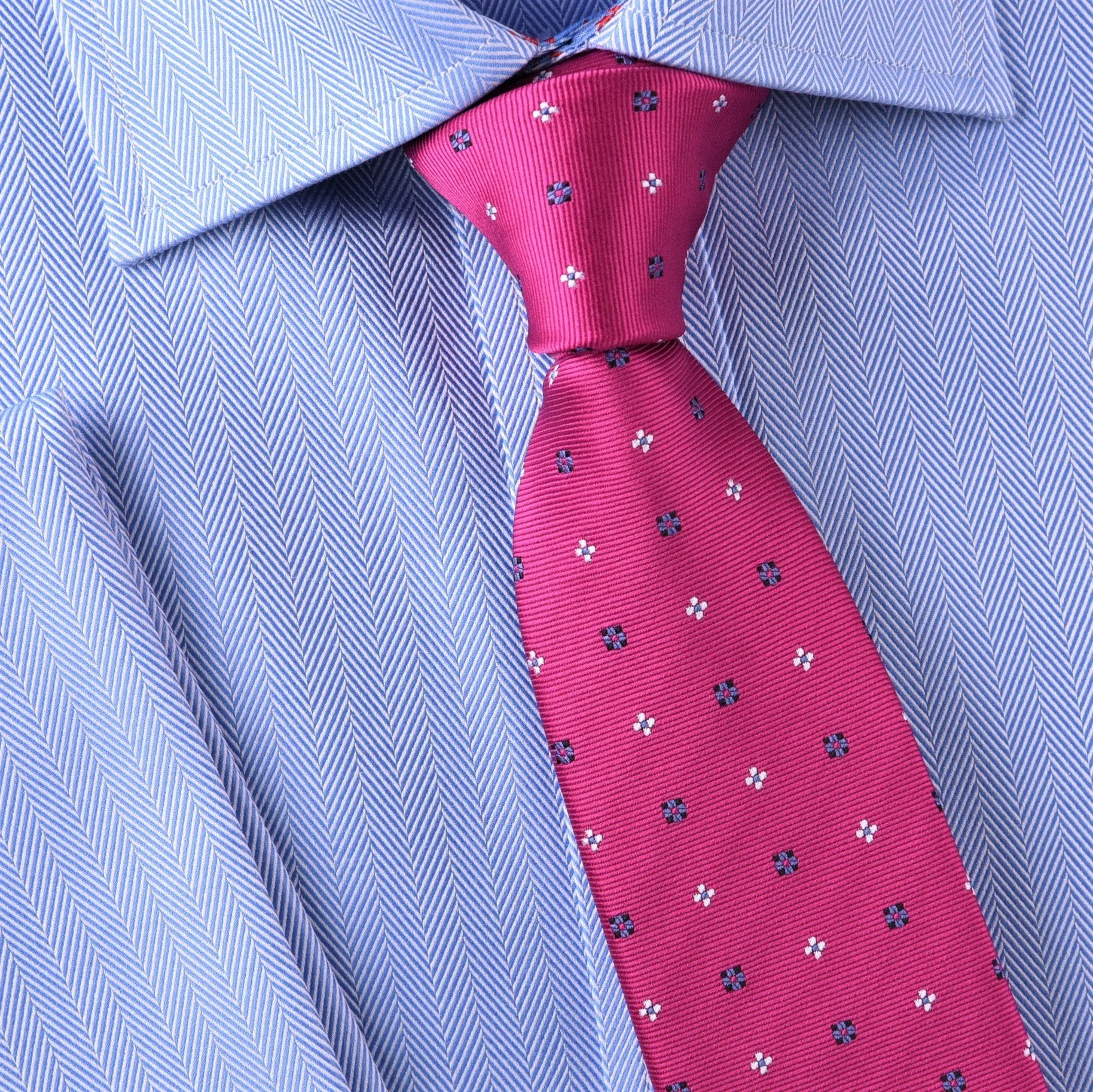 Blue Contrast Inverted Daisy Floral Magenta Red Woven Tie