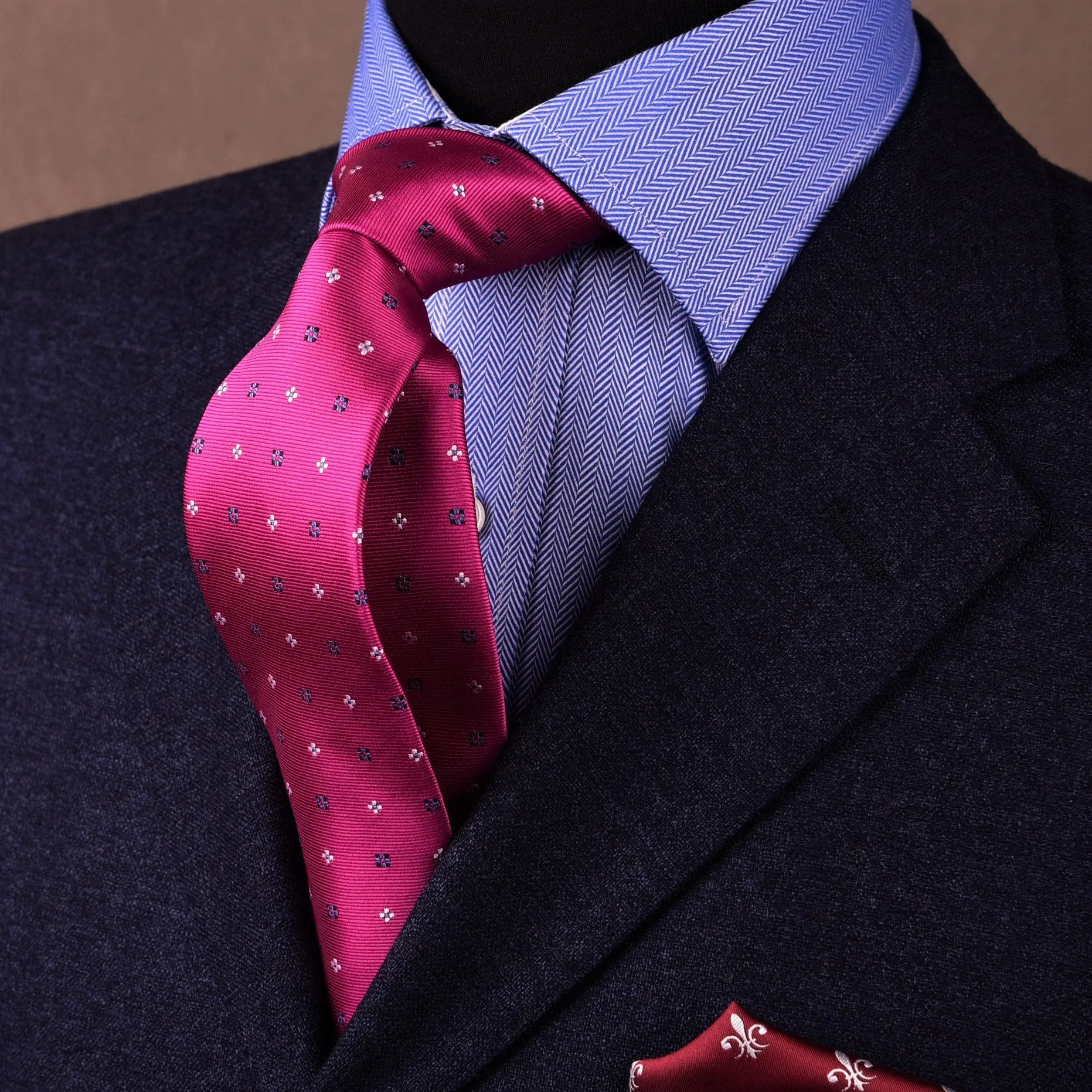 Blue Contrast Inverted Daisy Floral Magenta Red Woven Tie