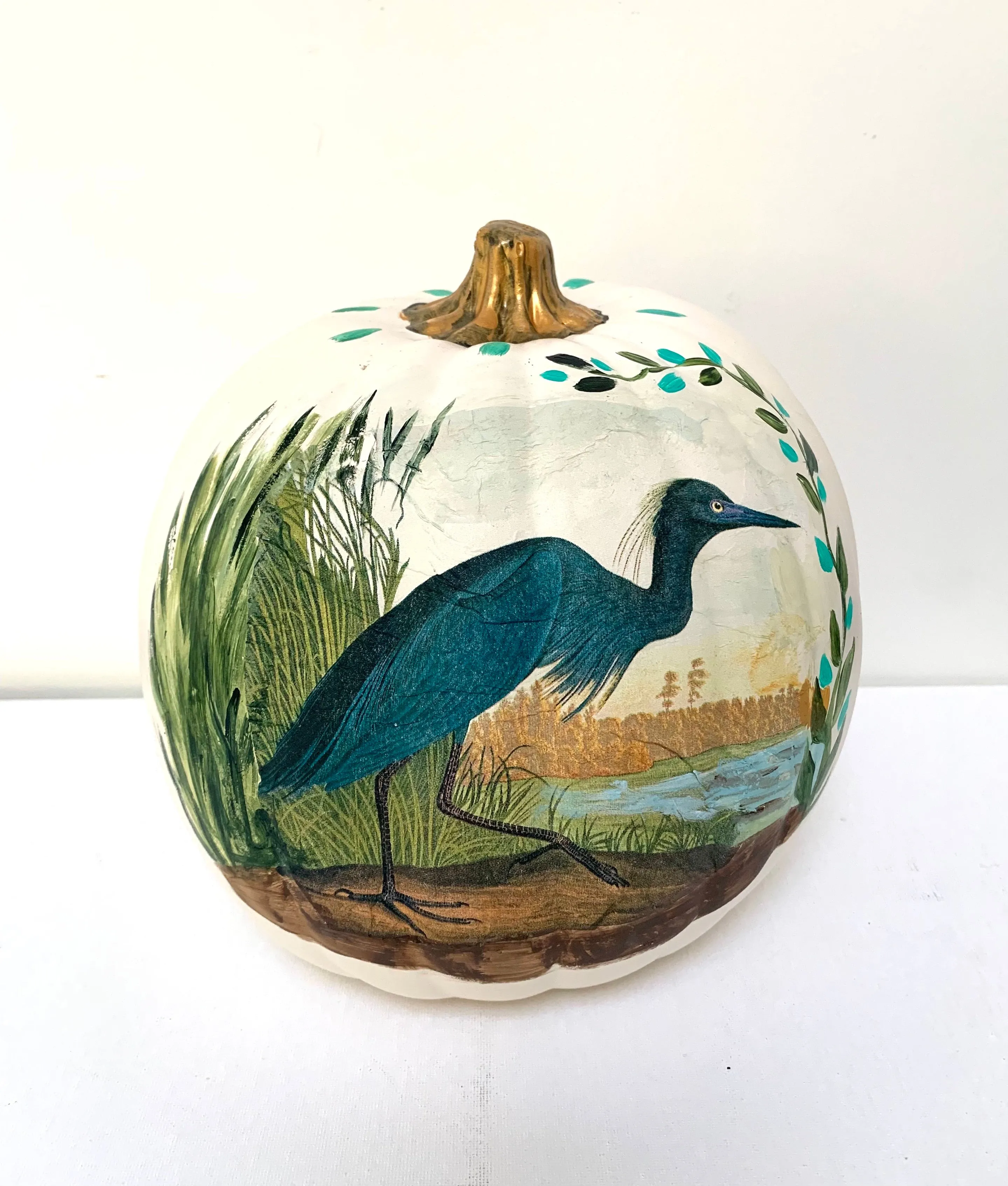 Large Blue Heron Pumpkin