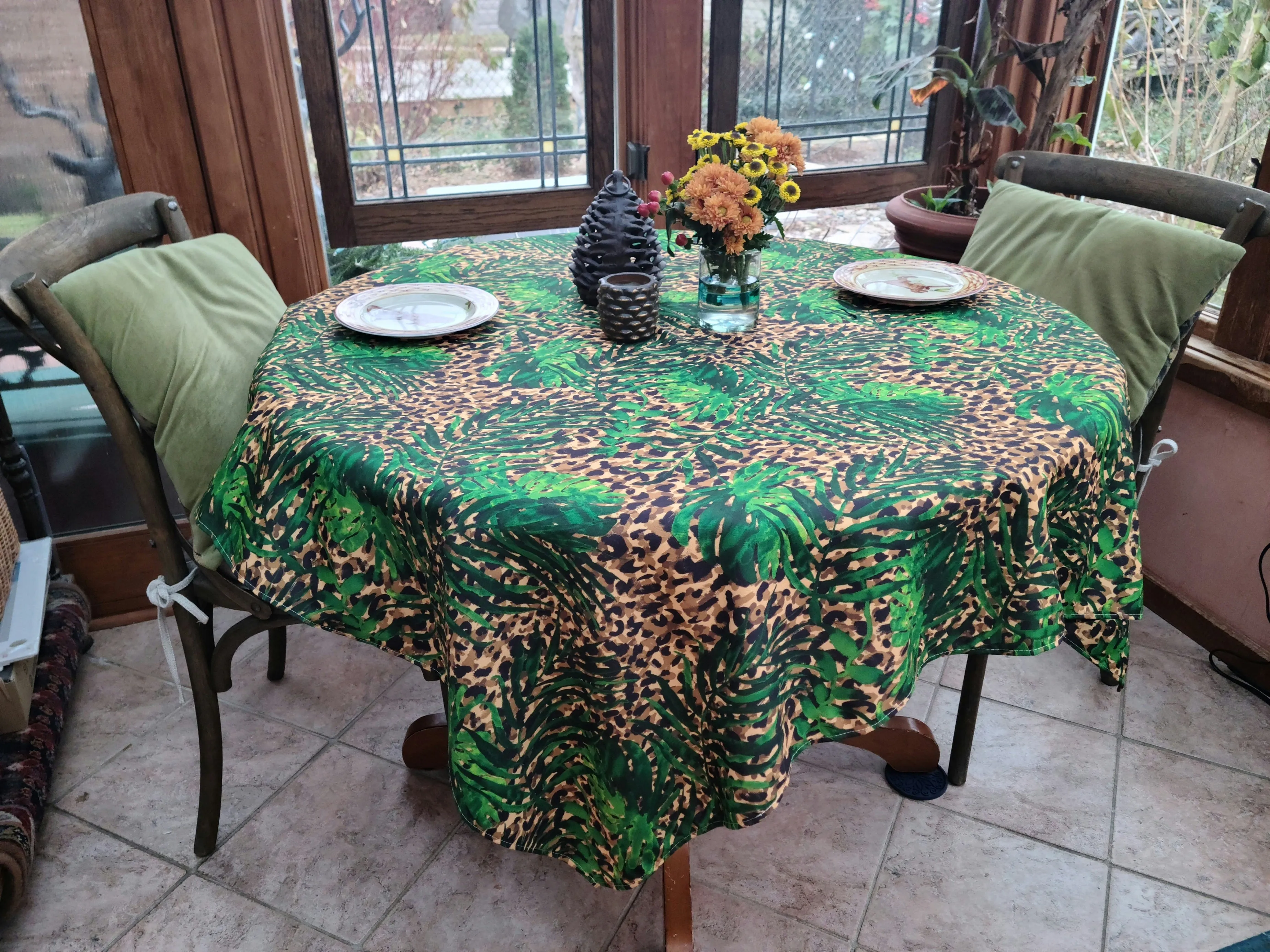 Square Tablecloths with Prints