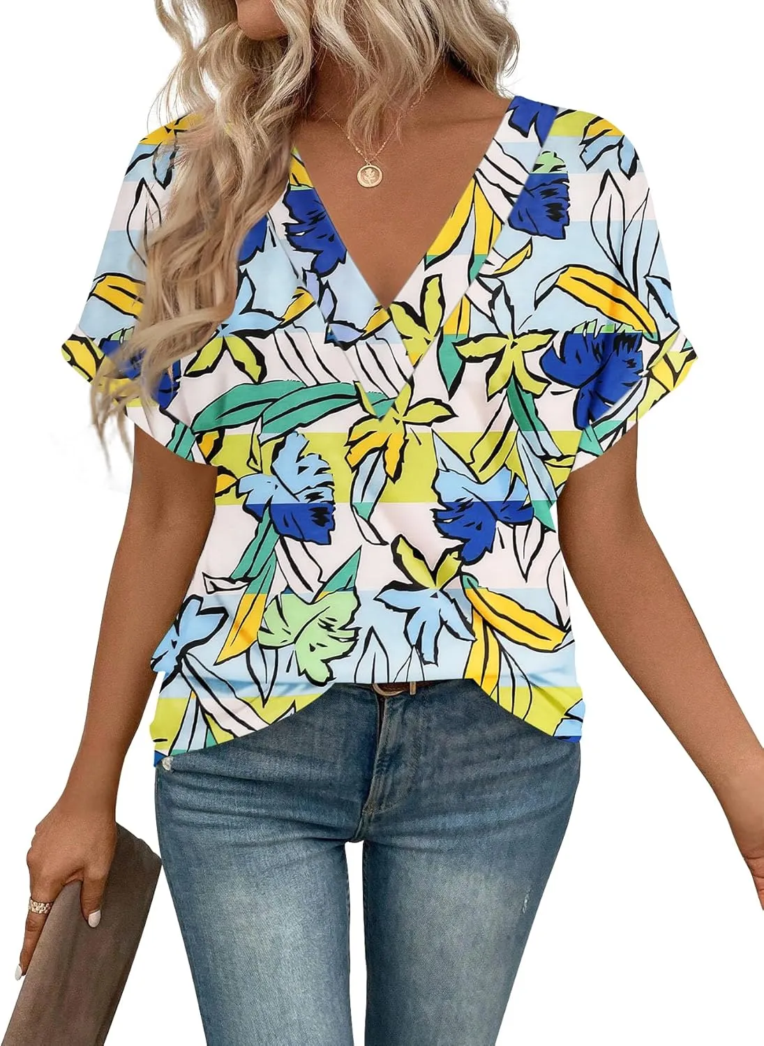 T Shirts Short Sleeve V Neck Tees Womens Tops Beach Vacation Fashion Clothes 2025 Casual Summer Spring Outfits