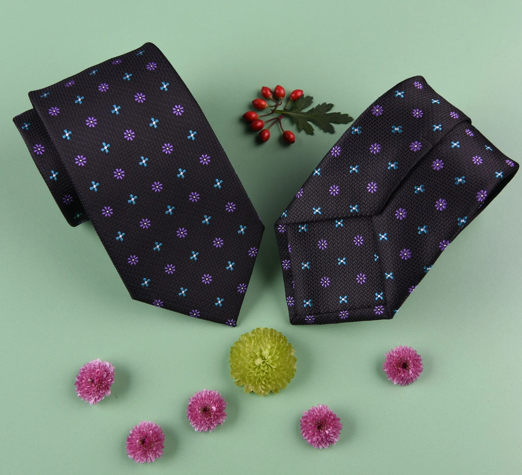 Teal No Love Daisy Contrast Full Purple Floral Black Ripple Tie 3"